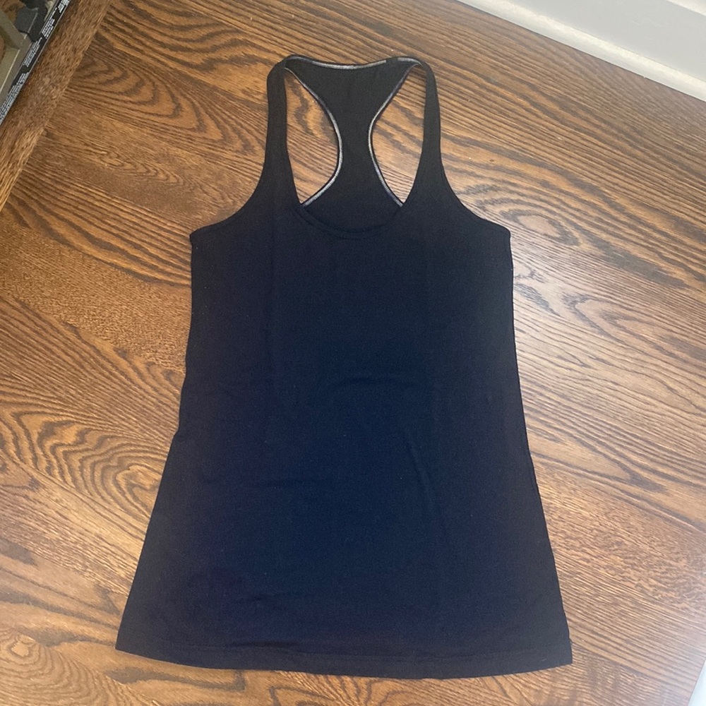 Lululemon black size 10 Cool Racerback